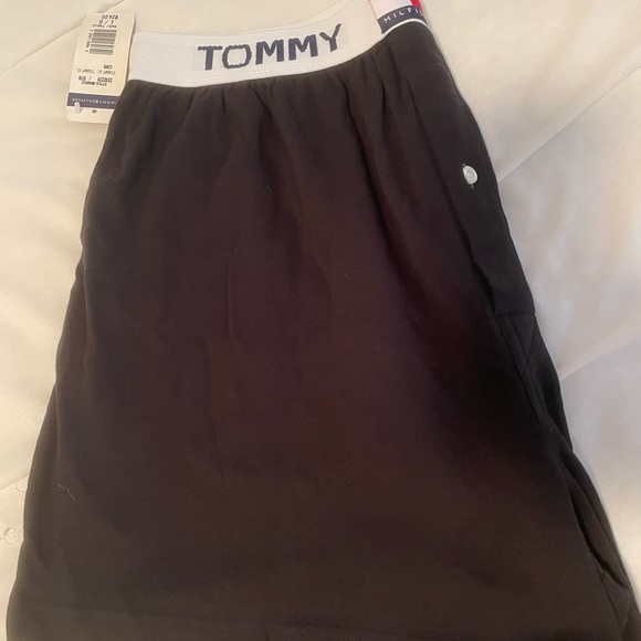 Tommy Hilfiger men’s boxer briefs. BNWT. - Picture 2 of 4